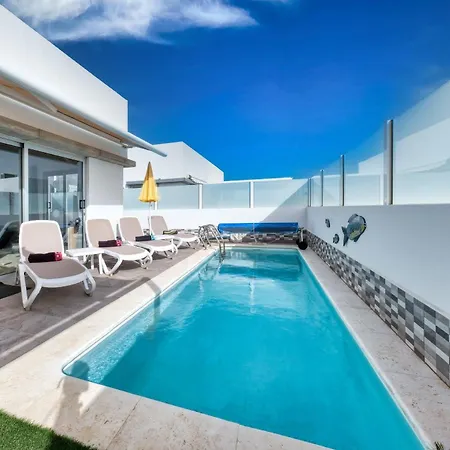 Дом отдыха Cassia - Private Pool, Foosball, Bbq, Air-con And Sat Tv *